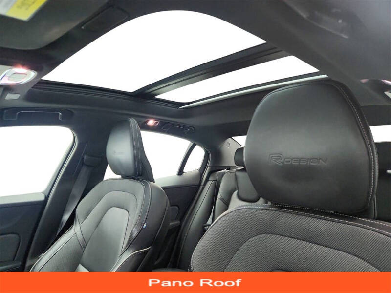 2019 Volvo S60 T6 R-Design