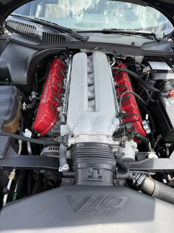 2004 Dodge Viper SRT-10