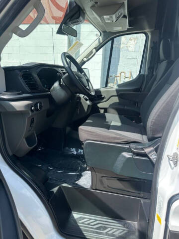 2023 Ford E-Transit