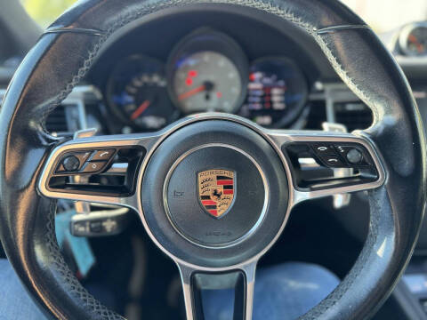 2018 Porsche Macan S