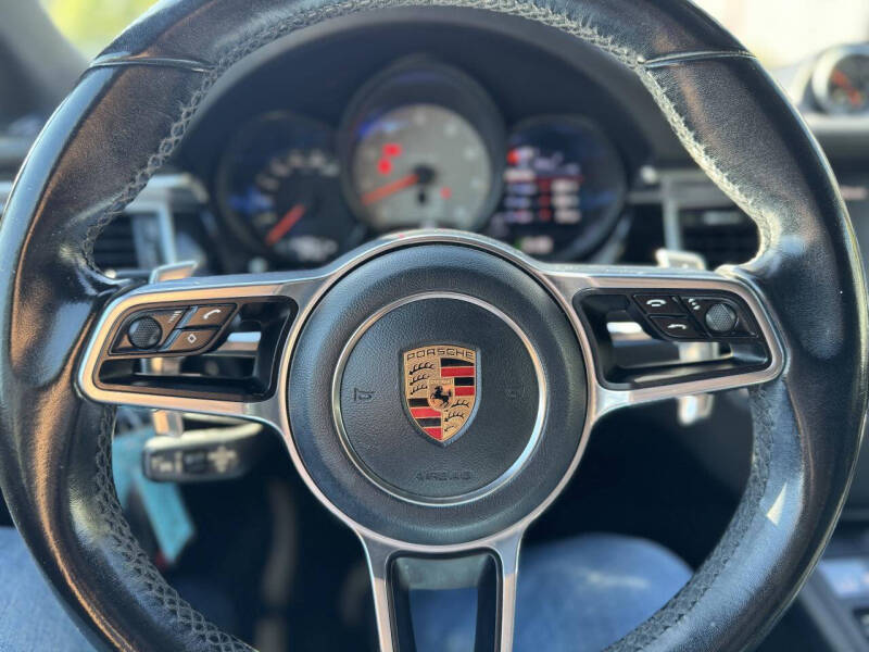 2018 Porsche Macan S