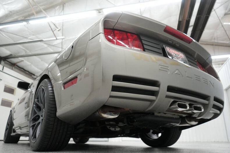 2005 Ford Mustang