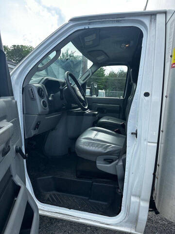 2018 Ford E-Series E-350 SD