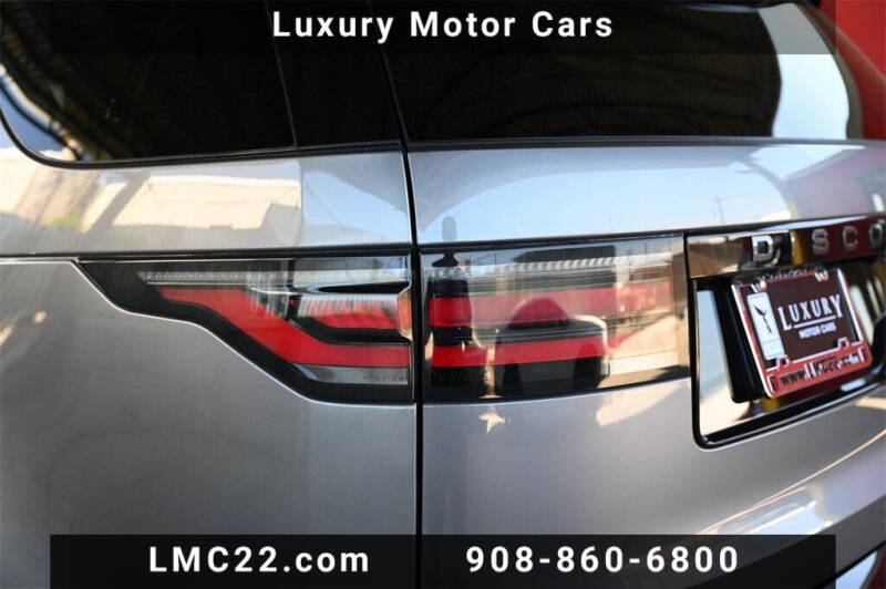 2021 Land Rover Discovery P300 S R-Dynamic