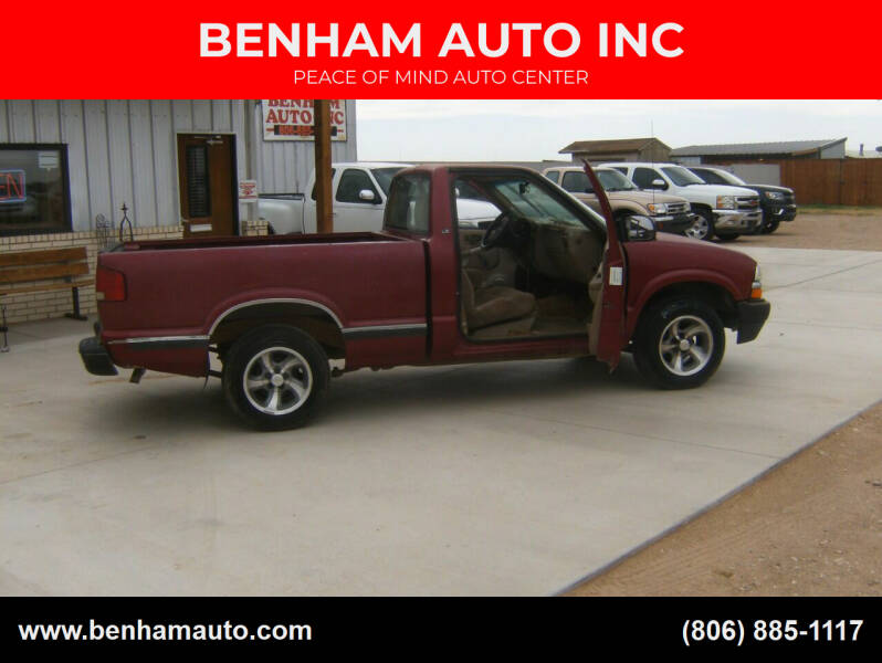 2000 Chevrolet S-10 Base's photo