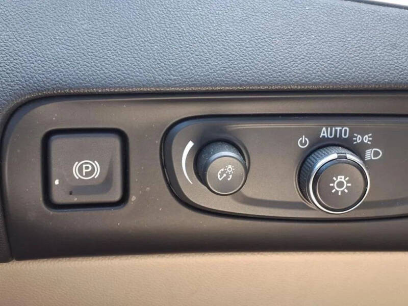 2020 Buick Enclave Essence