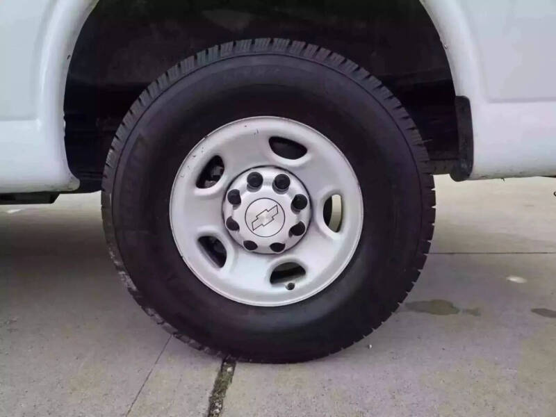 2019 Chevrolet Express 2500