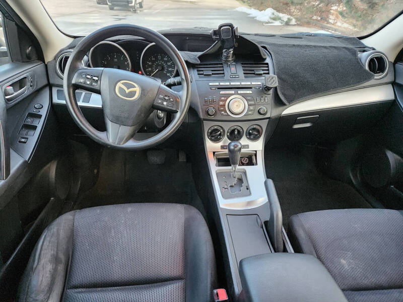2010 Mazda MAZDA3 i Touring