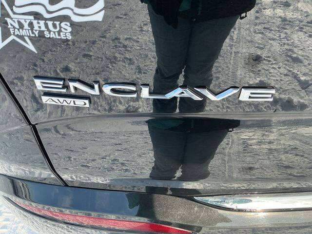 2022 Buick Enclave Essence