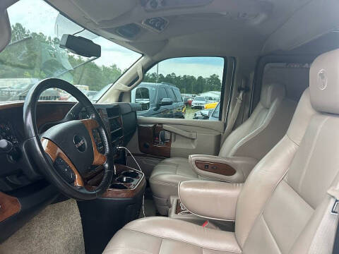 2016 GMC Savana 2500