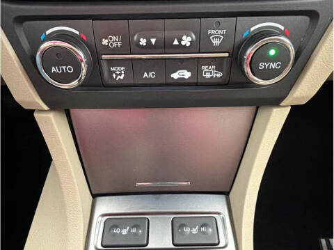 2014 Acura ILX 2.0L w/Tech