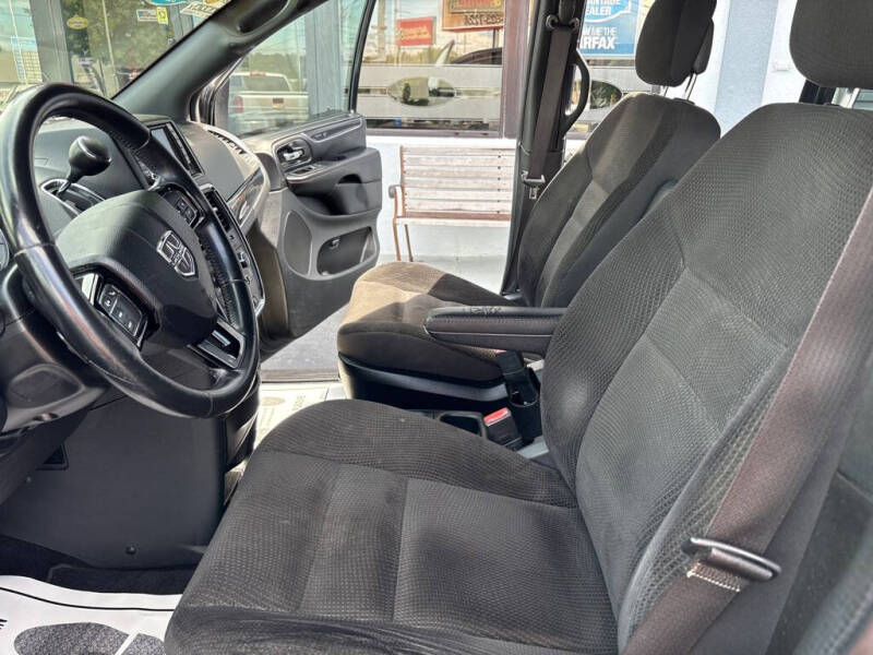 2019 Dodge Grand Caravan SE