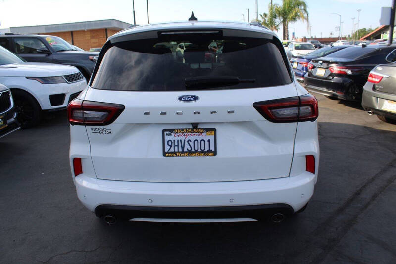 2023 Ford Escape ST-Line