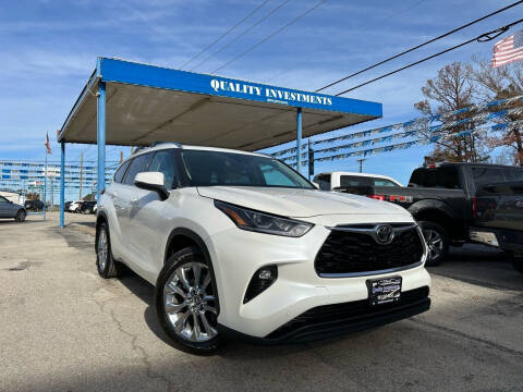 2020 Toyota Highlander for sale at Quality Investments in Tyler TX