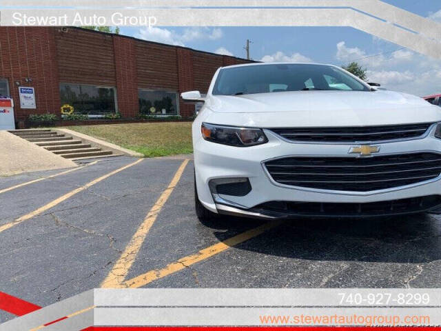 2018 Chevrolet Malibu for sale at Stewart Auto Group in Pataskala, OH