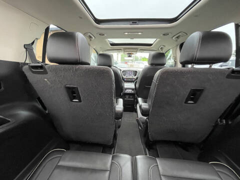 2020 GMC Acadia Denali