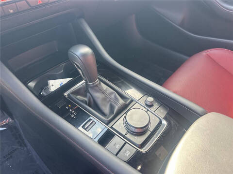 2025 Mazda Mazda3 Hatchback 2.5 S Carbon Edition