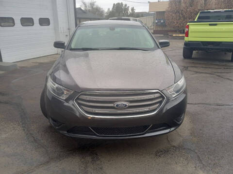 2015 Ford Taurus SE