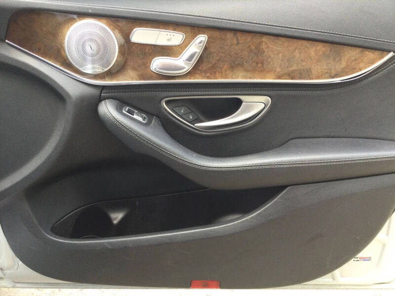 2016 Mercedes-Benz C-Class