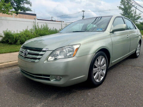 2005 Toyota Avalon XLS