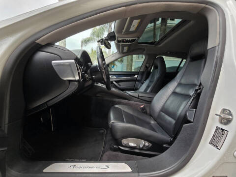 2015 Porsche Panamera S E-Hybrid