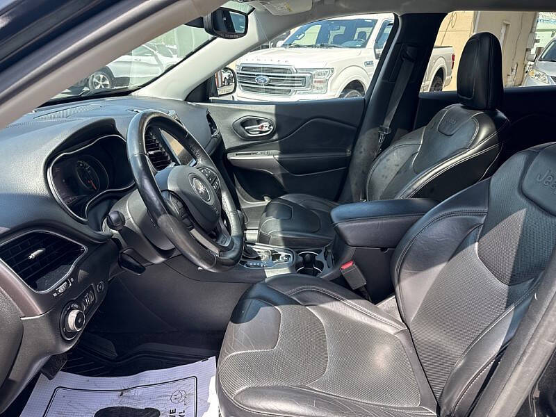 2019 Jeep Cherokee