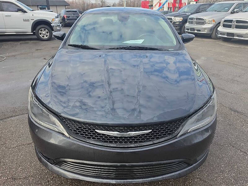 2017 Chrysler 200
