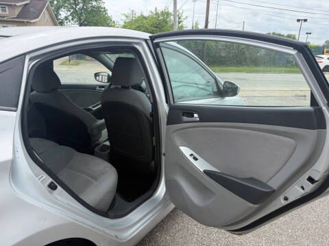 2014 Hyundai Accent GLS