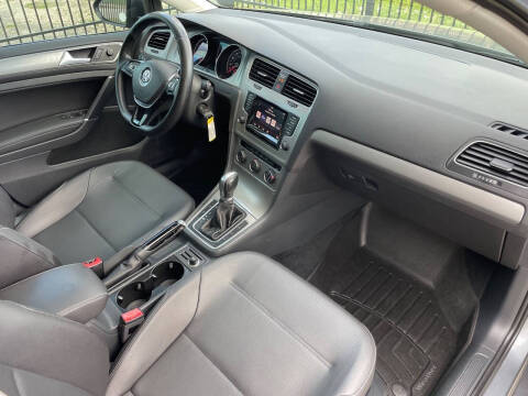 2015 Volkswagen Golf TSI SEL