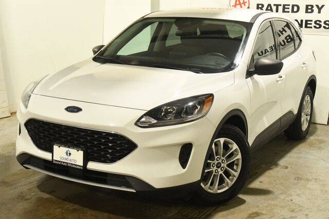 2022 Ford Escape Hybrid SE