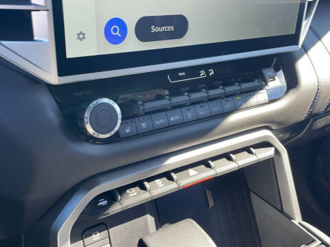 2025 Toyota Sequoia Platinum