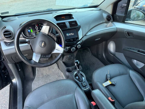 2016 Chevrolet Spark EV 2LT