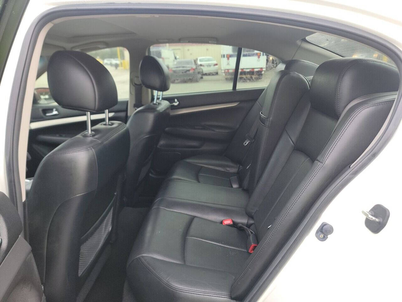 2015 INFINITI Q40 Sedan - $5,995