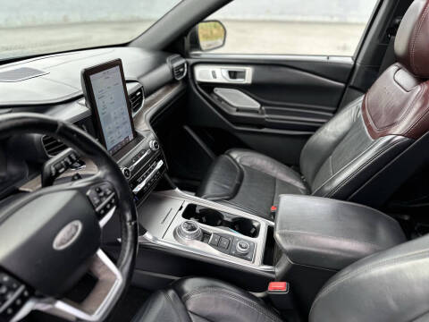 2020 Ford Explorer Platinum