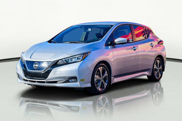 2022 Nissan LEAF SV