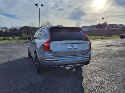 2019 Volvo XC90 T5 R-Design