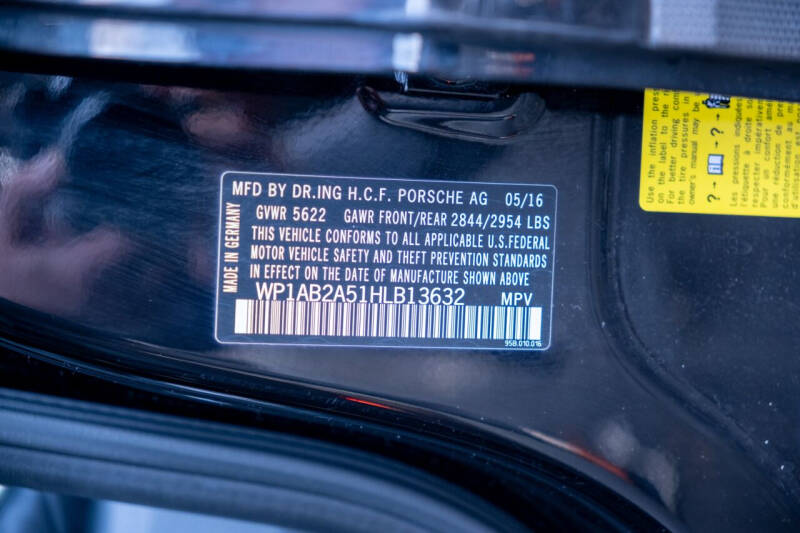 2017 Porsche Macan S