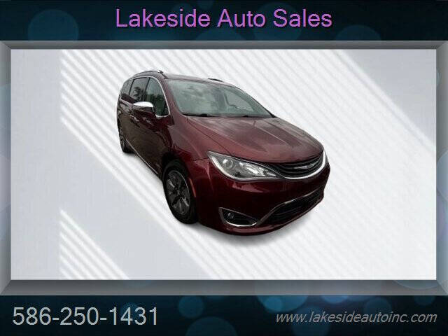 2017 Chrysler Pacifica Hybrid Platinum