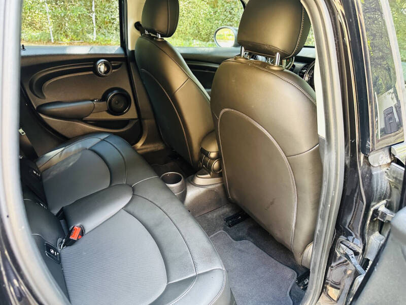 2022 MINI Hardtop 4 Door Cooper