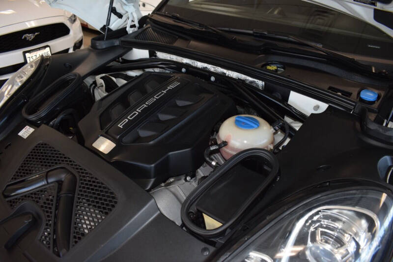 2016 Porsche Macan S