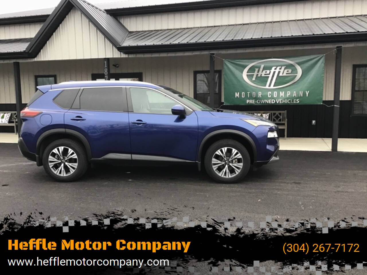 2022 Nissan Rogue SV's photo