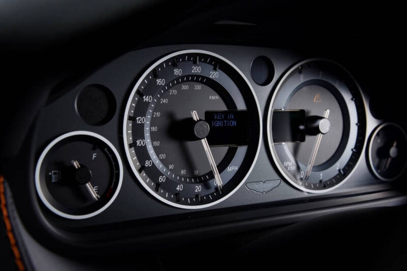 2017 Aston Martin V12 Vantage S Roadster