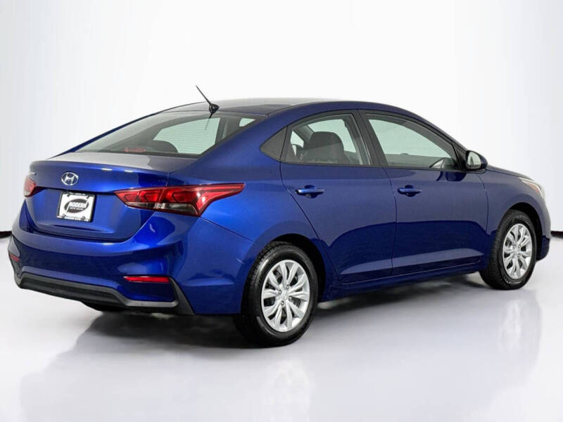 2019 Hyundai Accent SE
