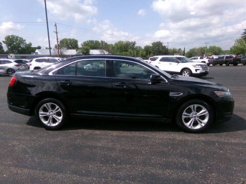 2017 Ford Taurus SEL
