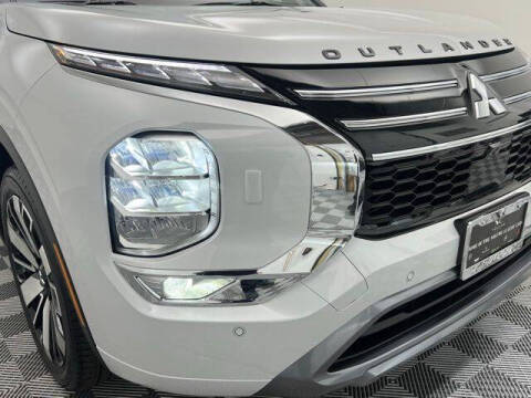 2025 Mitsubishi Outlander SEL