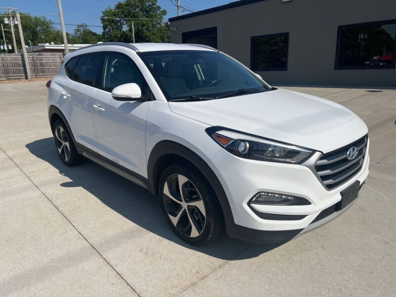 2017 Hyundai Tucson for sale at Tigerland Motors in Sedalia MO