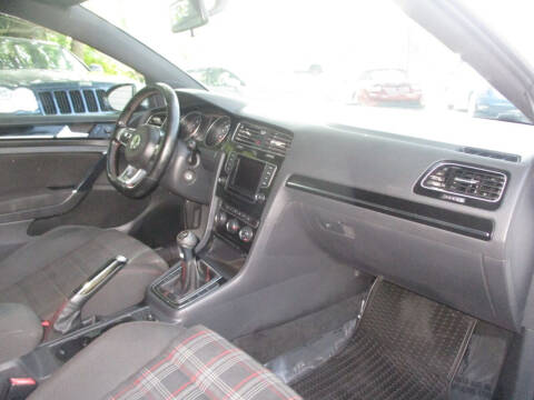 2015 Volkswagen Golf GTI S