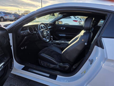 2021 Ford Mustang EcoBoost Premium