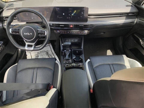 2025 Kia K5