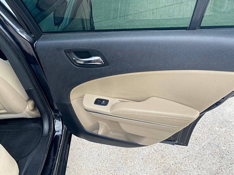 2014 Dodge Charger SE